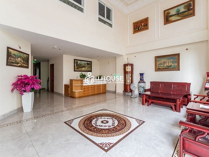 Hình ảnh CHDV siêu cao cấp, hẻm 10m, 310m2, hầm 7 lầu. Thu nhập 400tr/tháng.