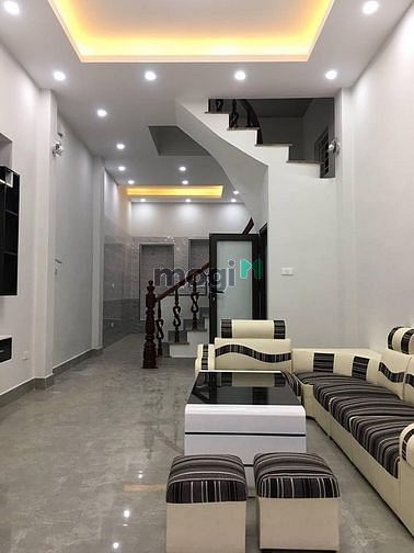 Hình ảnh Bán nhà La Thành 35m gí 3.55 tỷ