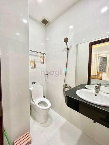 Hình ảnh CHDV - 2 Phòng Ngủ - Giáp Kề Phú Nhuận 🏠