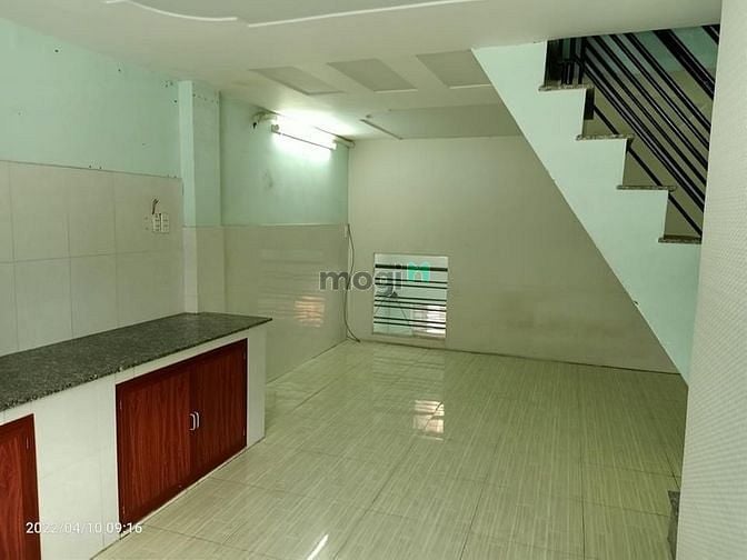 Hình ảnh Nhà HXH Đường Bình Long, Quận Tân Phú, Cách MT 10m, SHR, Pháp Lý Chuẩn