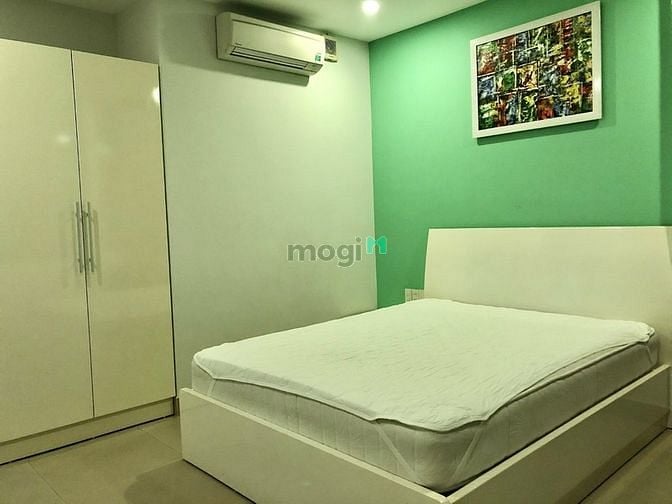 Hình ảnh Studio cửa sổ kính -Full Nt - nằm ngay trung tâm Quận 1