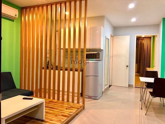 Hình ảnh Studio cửa sổ kính -Full Nt - nằm ngay trung tâm Quận 1