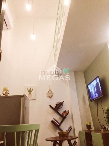 Hình ảnh CHDV có gác full nội thất cửa sổ ban công thoáng mát quận 10