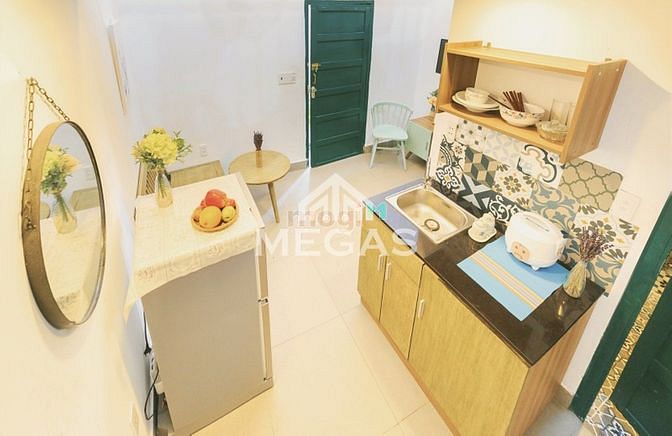 Hình ảnh CHDV có gác full nội thất cửa sổ ban công thoáng mát quận 10