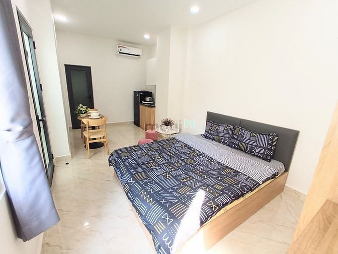 Hình ảnh phòng cửa sổ 40m2 rooftop, nội thất đầy đủ, Nguyễn Đình Chiểu Q3