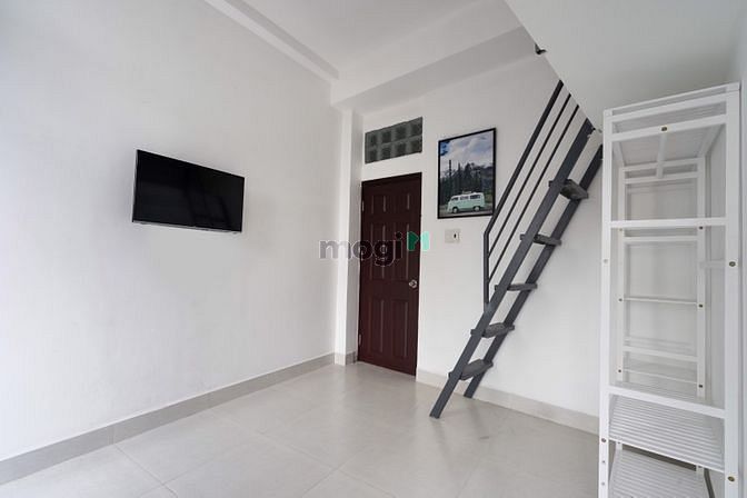 Hình ảnh Chdv ban công có gác full nt đường 26 Trần Quý Cáp