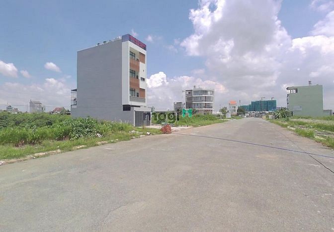 Hình ảnh Bán gấp  lô đất MT Võ Văn Hát, P. Long Trường,Quận 9 -90m2 SHR Giá 2tỷ