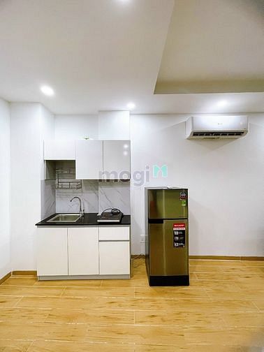 Hình ảnh Căn Hộ Dịch Vụ Quận 3, Full Nội Thất, Nhiều cửa sổ thoáng mát