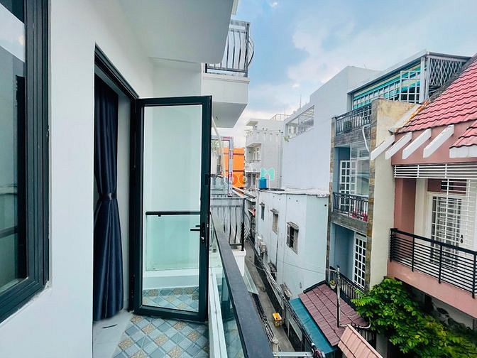 Hình ảnh Khai trương Chdv Mới xây ở Phan Tây Hồ Có ban công