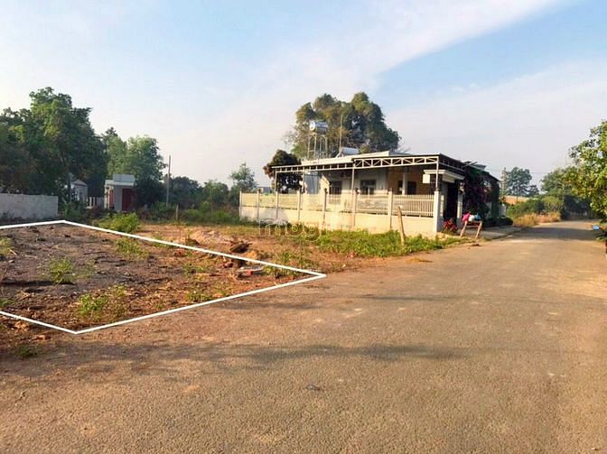 Hình ảnh Em có 2 nền (258,7m2,  255,3m2) liền kề có 60 thổ cư, đường >4m