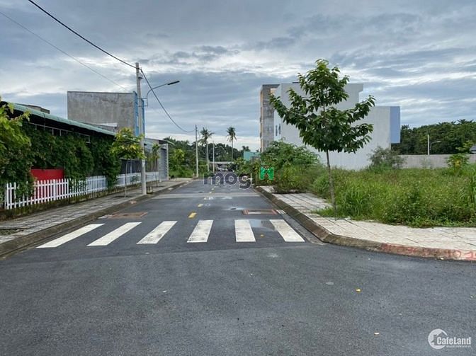 Hình ảnh Cần bán gấp đất Suối Cái,P.Linh Xuân,Q.Thủ Đức.Giá 2tỷ1 100m2 SHR.XDTD
