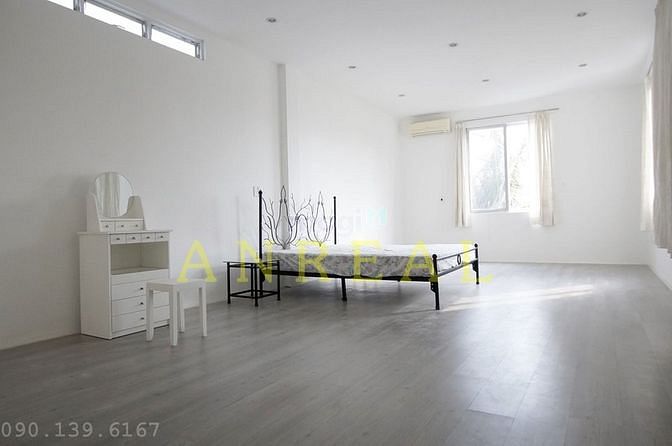 Hình ảnh Cho Thuê Villa Hiện Đại - Không Gian Mở - 35 Triệu