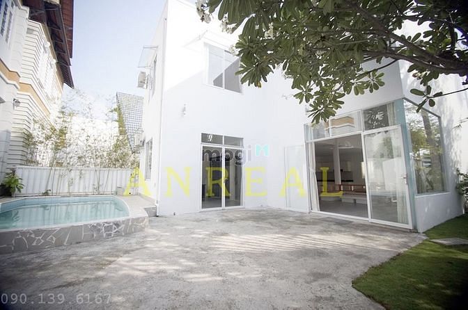Hình ảnh Villa Đẹp Hiện Đại 480m2 - Có Sân - Giá 2800$