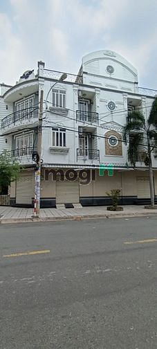 Hình ảnh Cho thuê biệt thự góc 2 mặt tiền gần Aeon