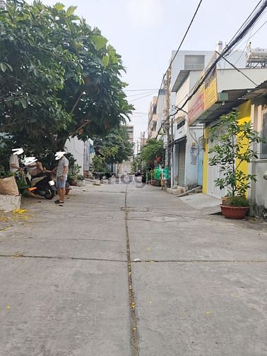 Hình ảnh Nhà nát hẻm xe tăng 9m Bình Trị Đông, 4x24m