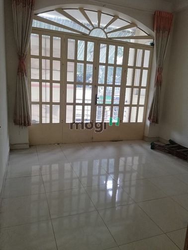 Hình ảnh Cho thuê nhà MT kinh doanh sầm uất gần Tân Hương