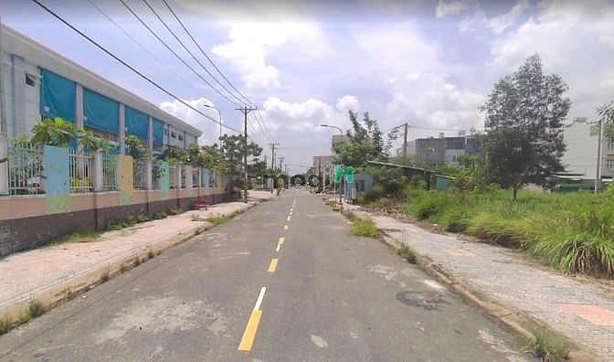 Hình ảnh Kẹt tiền bán gấp đất KDC T30, Bình Chánh. DT 100m2. Giá 2tỷ6. SHR.XDTD