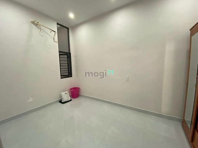 Hình ảnh bán nhà 3 tầng kiệt đỗ quang gần đường chính