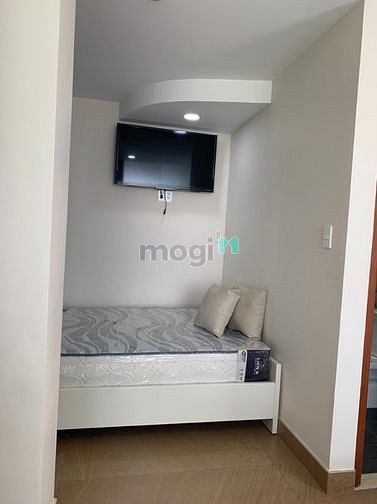 Hình ảnh Studio cưa sổ_Full NT_Ngay đường Nguyễn Hữu Cảnh
