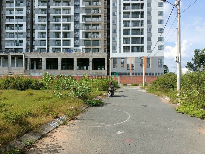 Hình ảnh Chính chủ gửi bán lô đất đường Gò Cát, Phú Hữu