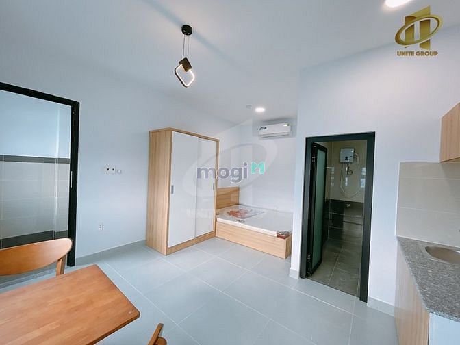 Hình ảnh CHDV Studio_Duplex Full nội thất mới xây Q7, Cửa sổ full siêu rộng