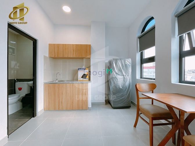 Hình ảnh CHDV Studio_Duplex Full nội thất mới xây Q7, Cửa sổ full siêu rộng