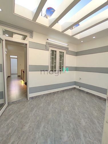 Hình ảnh Bán Gấp Nhà Mới Xây 5 Tầng 5PN SHR Liền Aeon Mail Bình Tân
