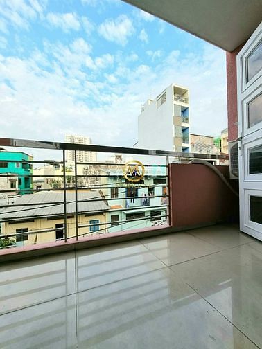 Hình ảnh phòng ban công siêu rộng 60 Lý Chinh Thắng Q3