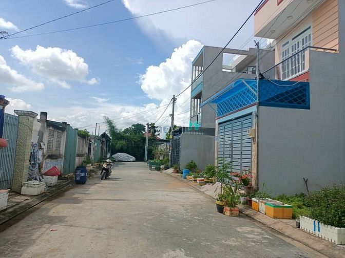 Hình ảnh Kẹt Tiền Bán Gấp Đất Võ Văn Hát 51m2