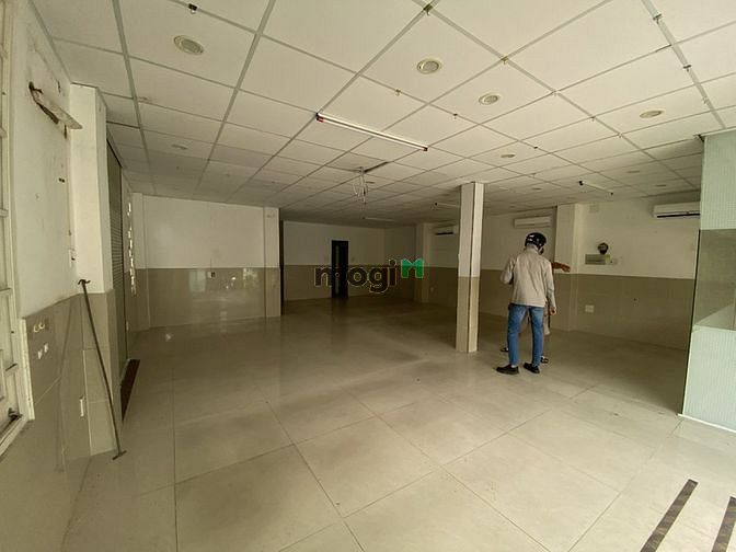 Hình ảnh Building VP HXH CMT8 Tân BÌnh 9m × 13m 31 tỷ