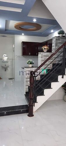 Hình ảnh Nhà mới đẹp - 5 phòng ngủ - Cách mặt tiền 20m