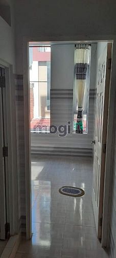 Hình ảnh Nhà mới đẹp - 5 phòng ngủ - Cách mặt tiền 20m