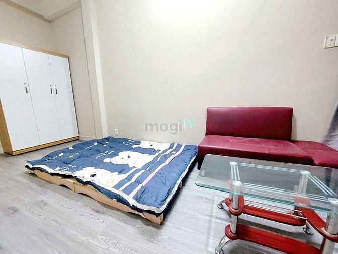 Hình ảnh Căn Hộ Cực Rộng, Có ban công, Ngay Trung Tâm Quận 1
