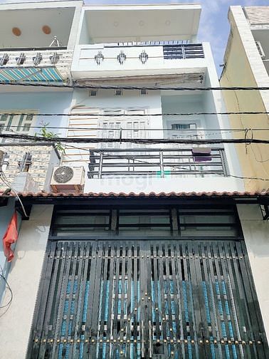 Hình ảnh Nhà 3 tấm HXH Lê Văn Quới- Gần 4 Xã