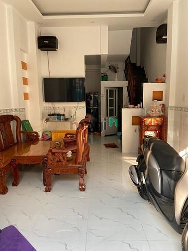 Hình ảnh Nhà 3 tấm HXH Lê Văn Quới- Gần 4 Xã