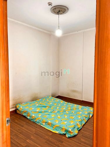 Hình ảnh Gia đình không ở cần cho thuê ( có 2 lầu - 14 , 15 )