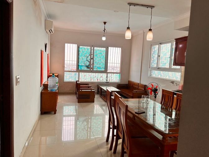 Hình ảnh Gia đình không ở cần cho thuê ( có 2 lầu - 14 , 15 )