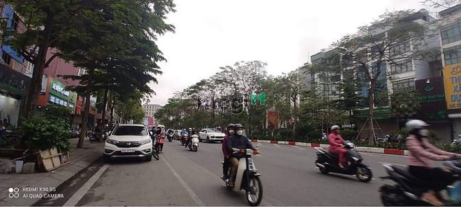 Hình ảnh Mặt Phố Ô Chợ Dừa nhà cấp 4 mặt tiền rộng.
