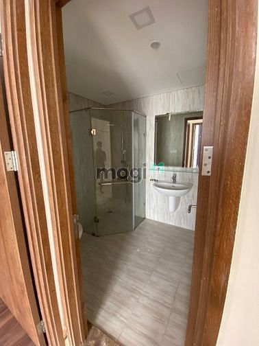 Hình ảnh Cần Cho Thuê Căn Hộ Golden Star 2PN