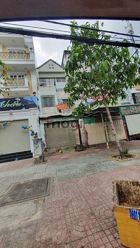 Hình ảnh Bán hai căn nhà mặt tiền Tạ Quang Bửu, Phường 5, Quận 8.