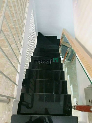 Hình ảnh Chính Chủ Bán Nhà Lê Quang Định Bình Thạnh 35m2 Gía Chỉ 4 Tỷ TL