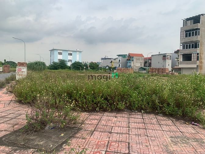 Hình ảnh Bán cực gấp 63,4m lô đất đấu giá TT9 đất đấu giá Cự Khối