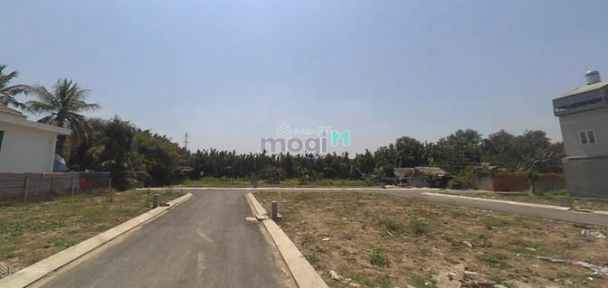 Hình ảnh Bán gấp lô đất MT Gò Cát, Phú Hữu, Quận 9, SHR. Giá 3.2 tỷ/100m2