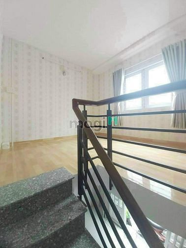 Hình ảnh Nhà quận 4,Bến Vân Đồn ,dtsd 36m2,giá chỉ 1tỷ250
