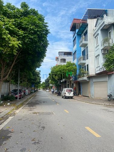 Hình ảnh Bán 70m đất Phúc Lợi, mặt đường 18m, kinh doanh buôn bán tốt