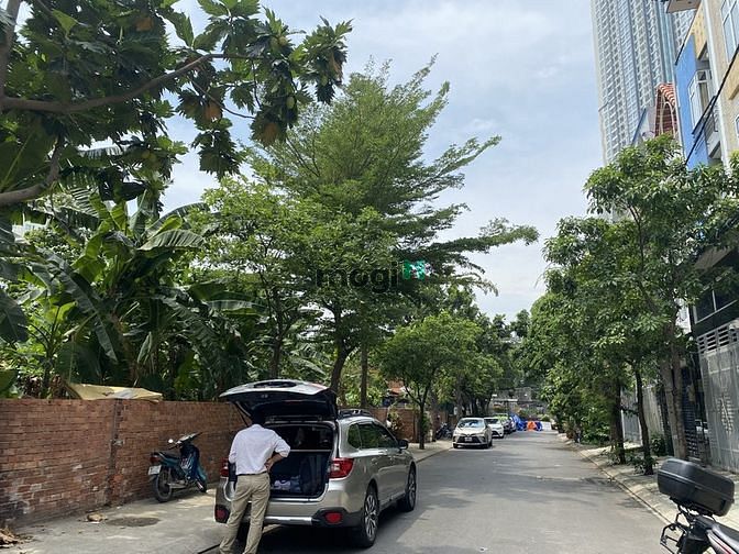 Hình ảnh Căn Hộ Giá Hạt Dẻ, Full Nội Thất, có SÂN VƯỜN SAU,GẦN Q1,Q2