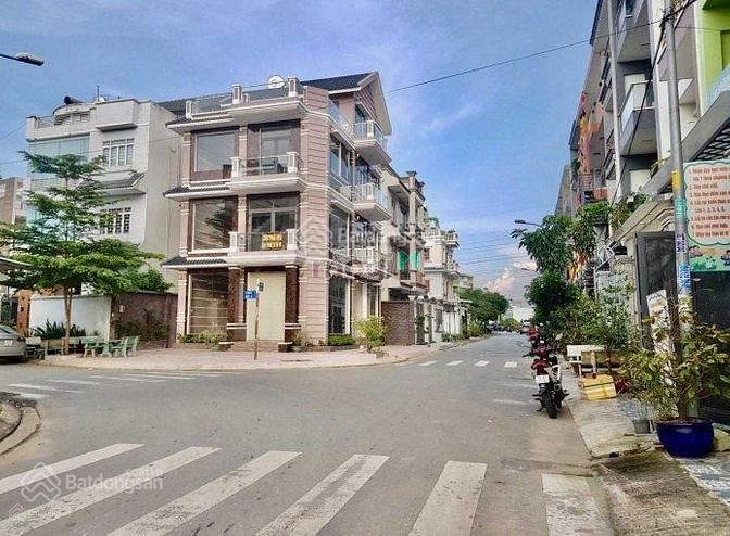 Hình ảnh Bán Gấp Lô Đất Thổ Cư, Ngay Hương Lộ 2,Gần Bệnh Viện Bình Tân,Sổ Riêng