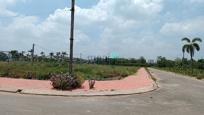 Hình ảnh Nền góc biệt thự  - TP. Sóc Trăng - Giá rẻ nhất khu