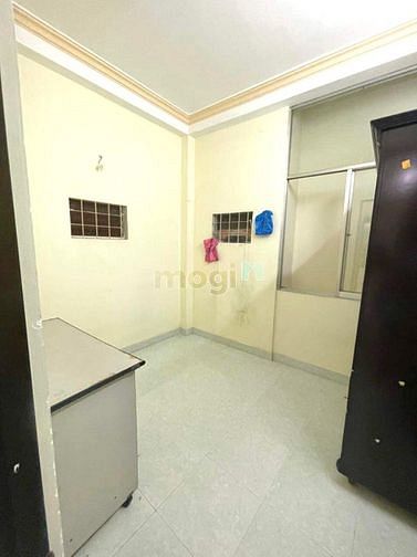 Hình ảnh Nhà HXH sát chợ quận Tân Bình, 4 tầng với giá 4.75 tỉ