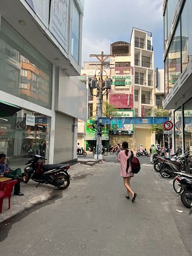 Hình ảnh Cho Thuê Nhà Phố 88m2 Trệt 4 Lầu Quận 10 4x22m2